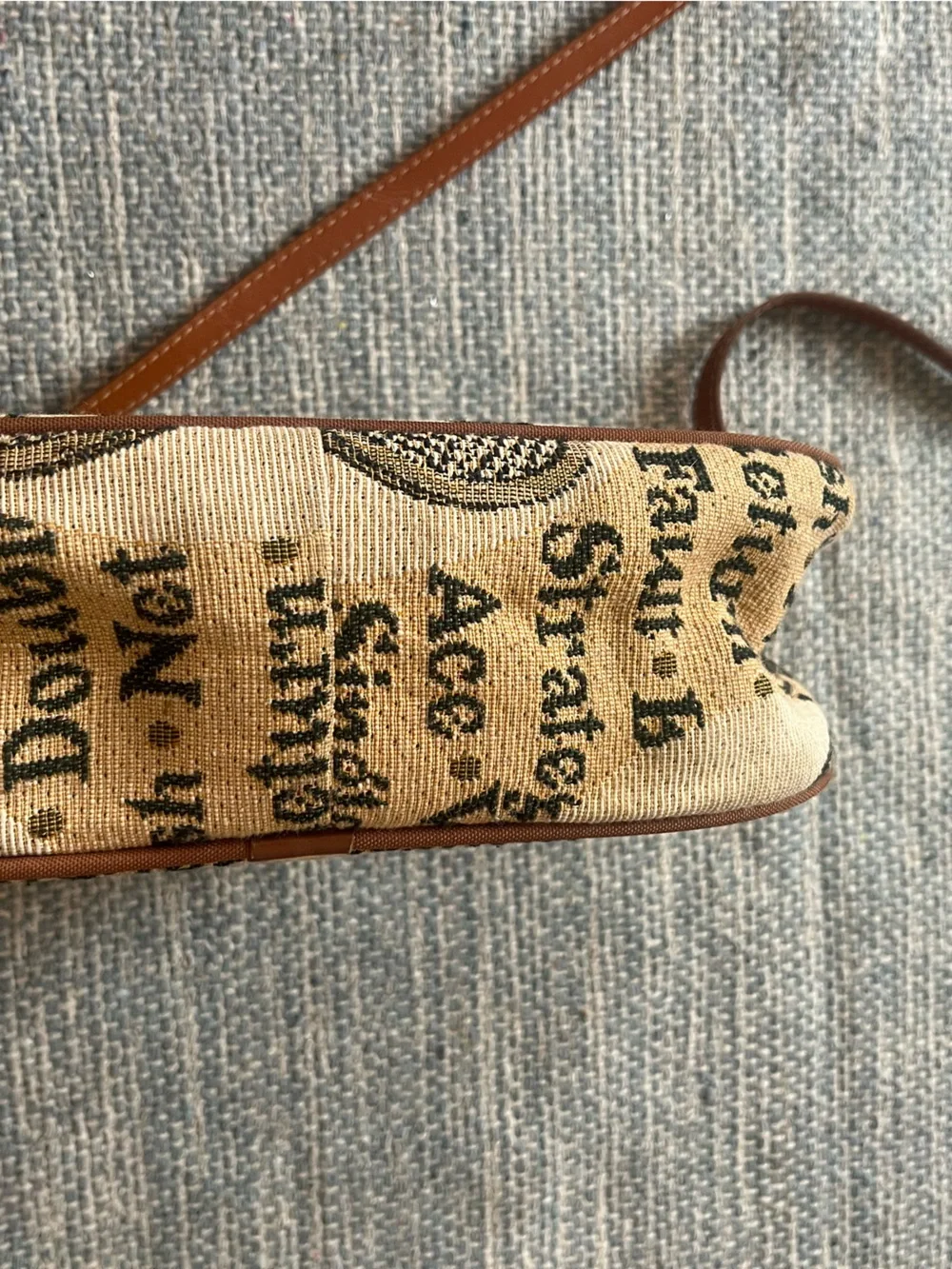 VTG Accessories Unlimited Tennis Crossbody Bag Tapestry Maine